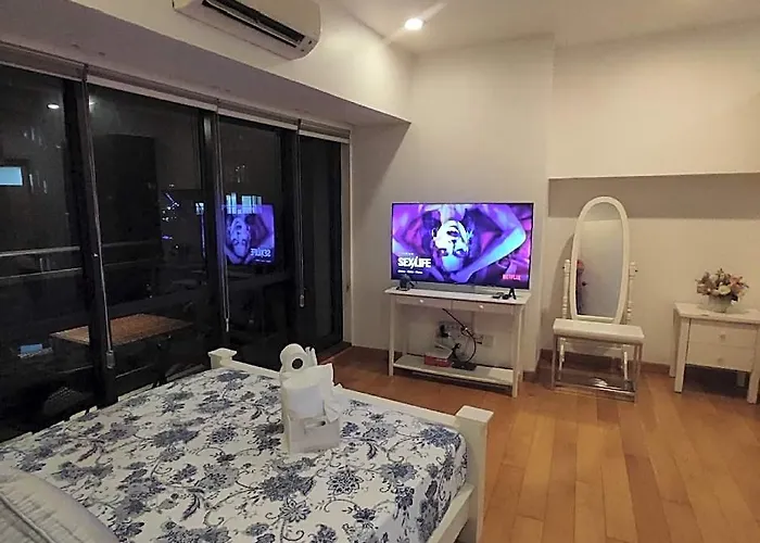 Amazing Milano By Versace 1br 200mb Wifi W/netflix マニラ市