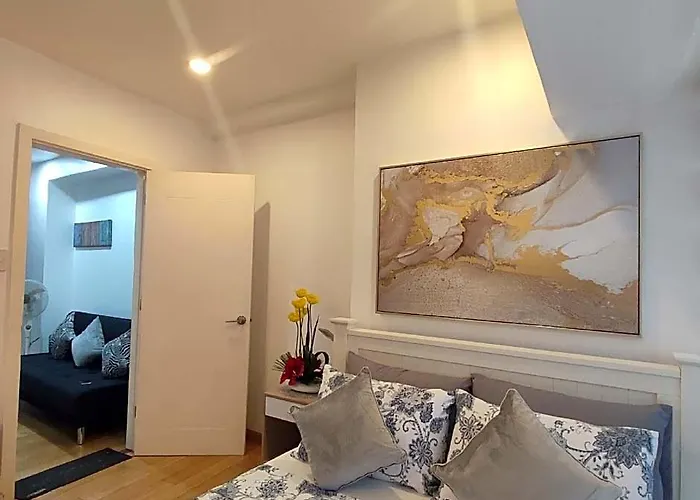Amazing Milano By Versace 1br 200mb Wifi W/netflix 4* マニラ市